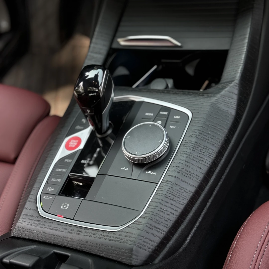 

Replacement Left Drive Car Real Carbon Fiber Center Console Frame Trim Replacement BMW X3 X4 X3M X4M G01 G02 F97 F98 2021-2023