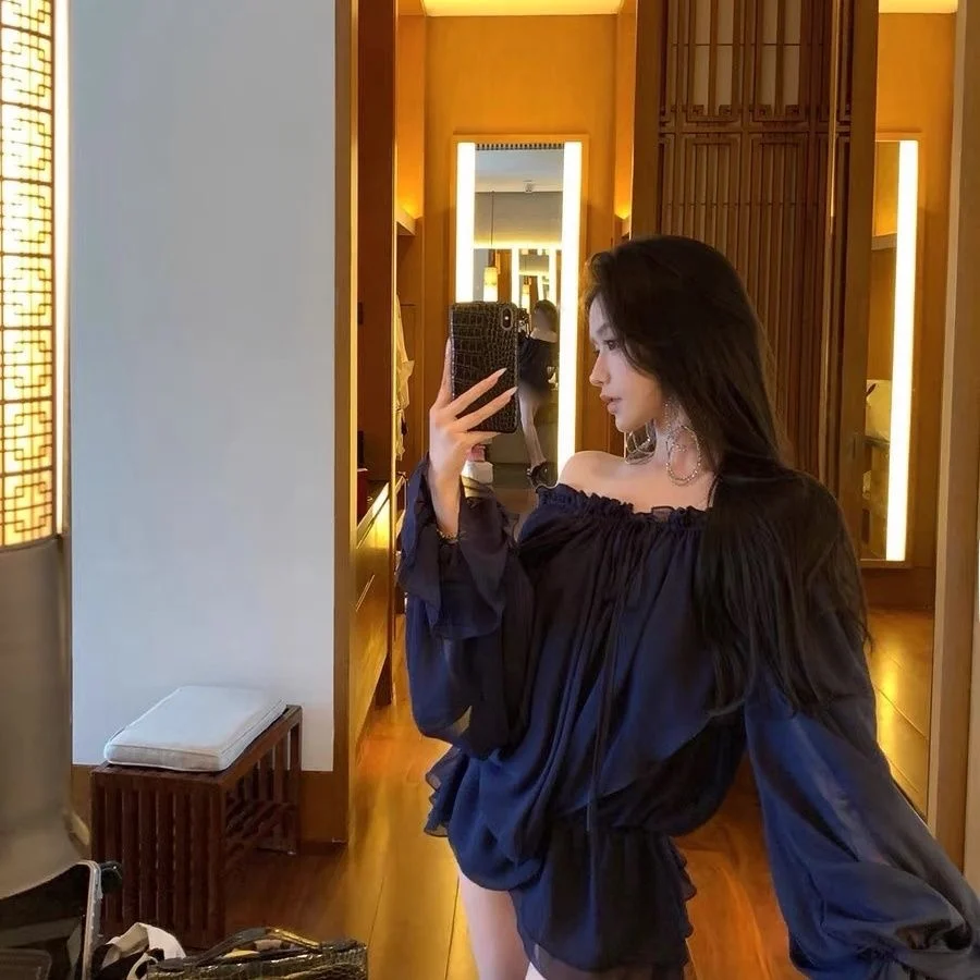 

Women's Drawstring Chiffon Shirt Floral Layered One-Shoulder Mesh Top Slimming Spring 2026 Commute Style Loose Fit Long Sleeve