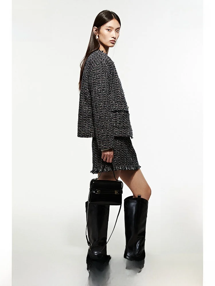 

Женская верхняя одежда H&M: Теплый зимний кардиган из 100% полиэстера, коллекция Зима 2024 (модель 2704)