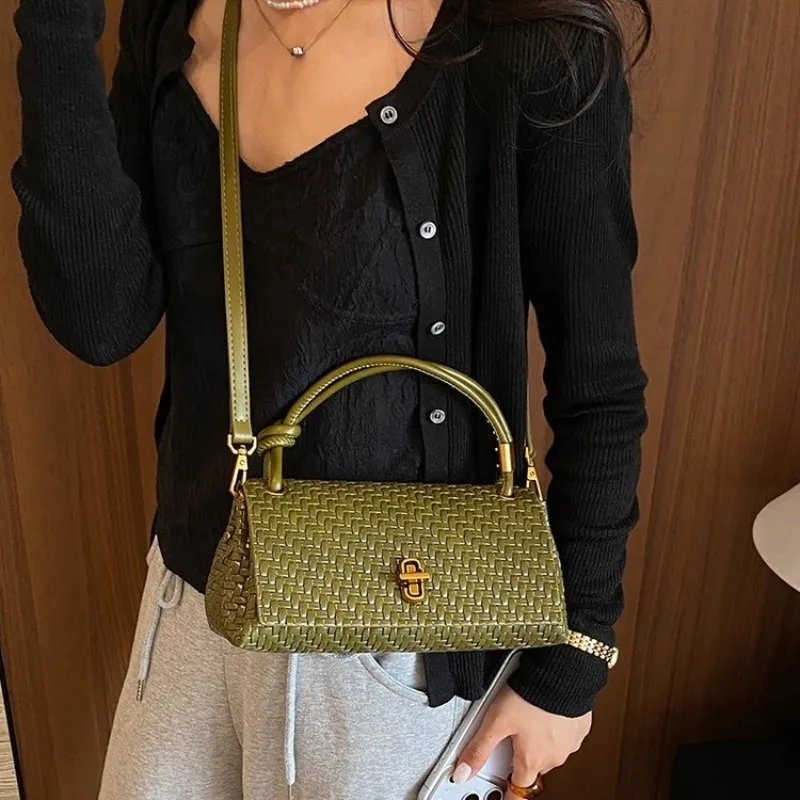 High Fashion Leather Shoulder Bag For Women Crossbody Messenger Tote By Famous Designer Luxury Brand Classic