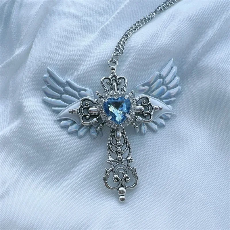 Goth Sexy Accessory Wings Cross Pendant Necklace Y2K Jewelry Heart Crystal Choker Punk Charm Necklace for Women Korean Fashion