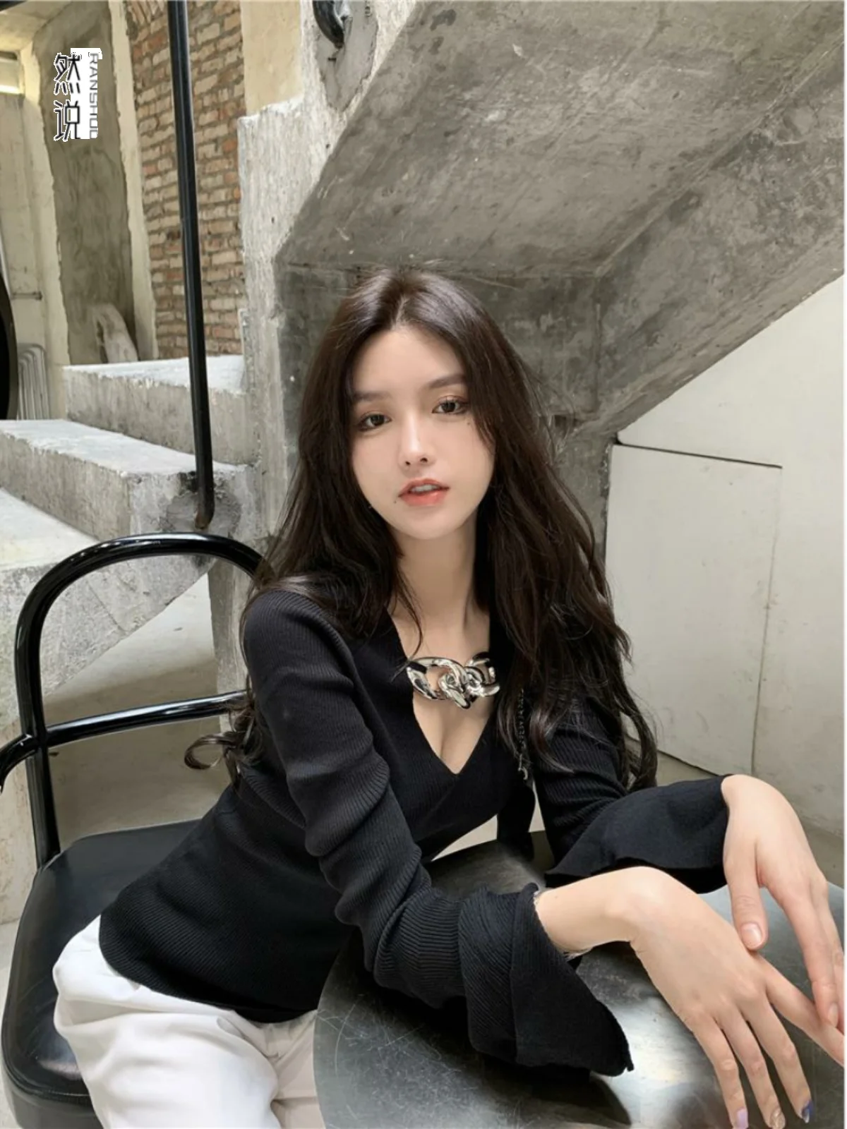 

Свитера Джемперы Пуловеры Женские Для Взрослых Женские Трикотажные изделия Rouge Мягкий подол Эластичные Эластичные Элегантные Изысканные OL