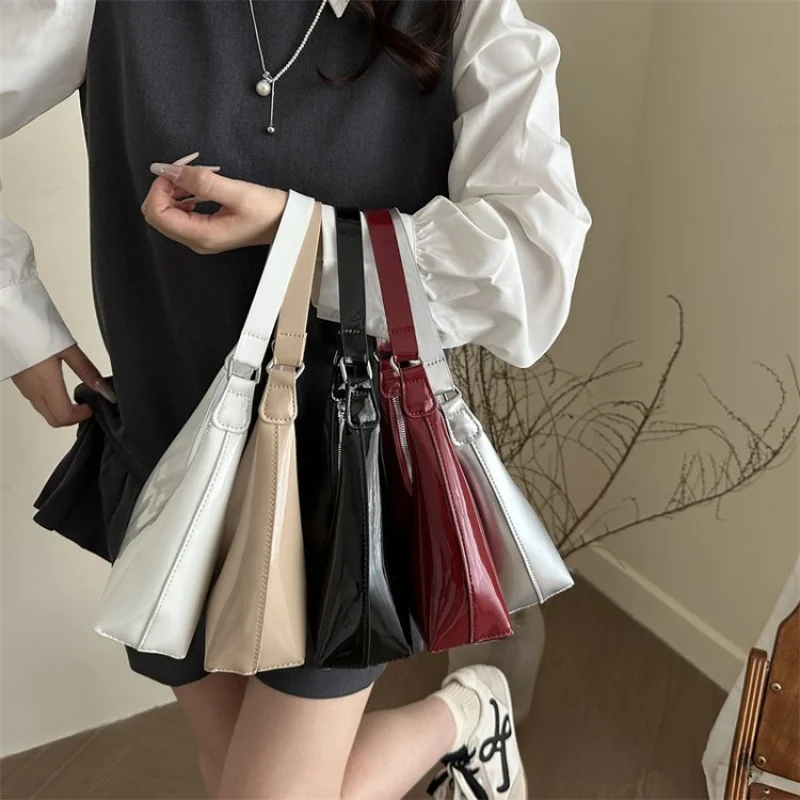 

High-End Luxury Brand Ladies Handbag Leather Trendy Famous Designer Elegant Refined Trim Daily Bag​