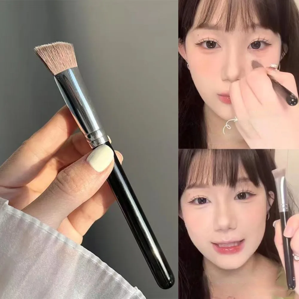New Angled Triangle Makeup Brush Nose Contour Brighten Under Eye Highlighter Brush Foundation Brush Women