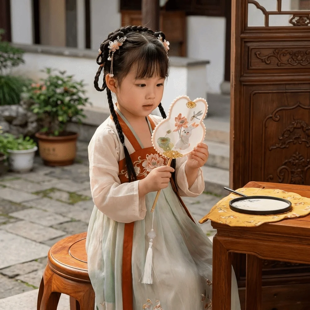 

Handheld Chinese Style Embroidery Fan Long Handle Rabbit Shaped Dance Fan with Tassel Pearl Embellished Ancient Style Fan