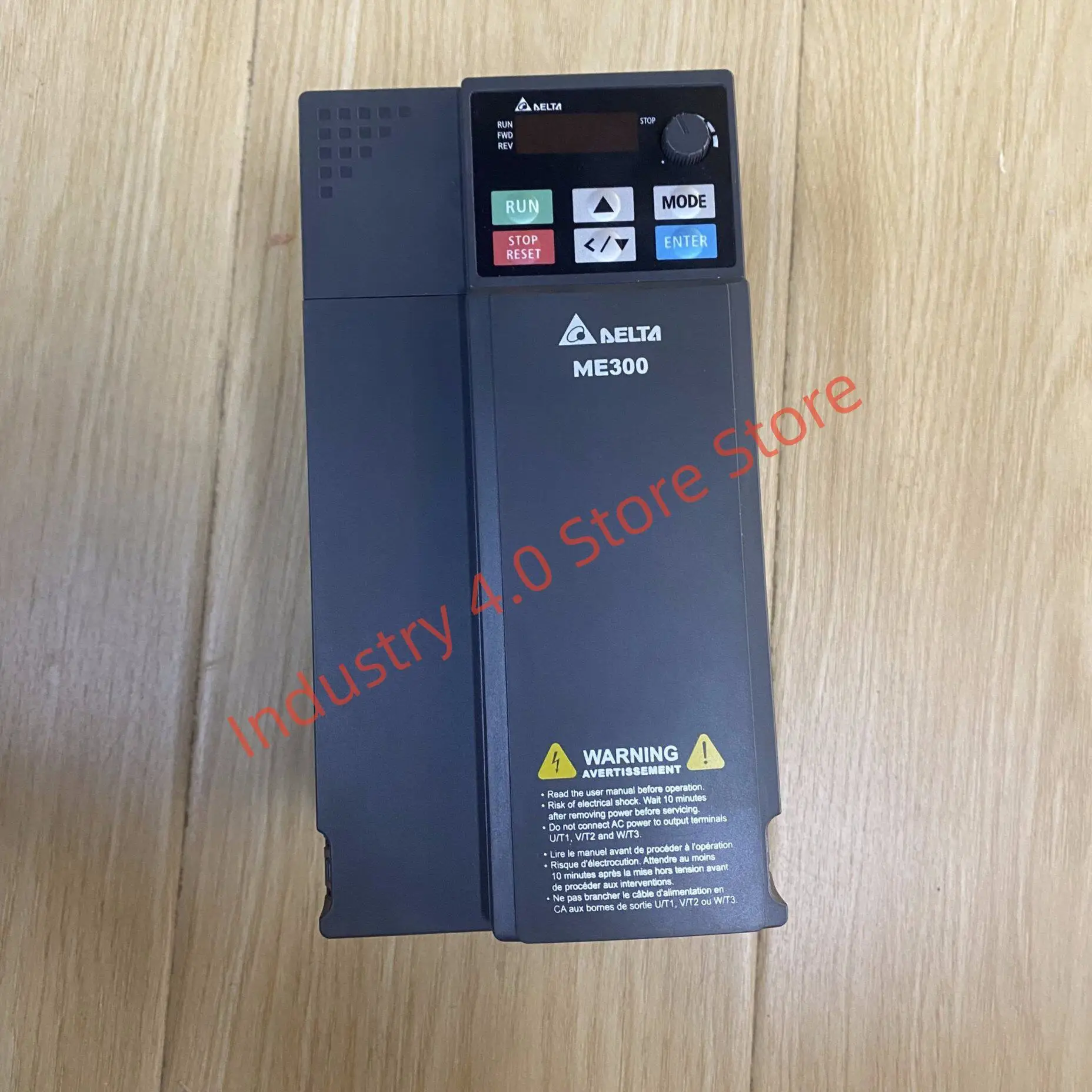 

Новый оригинальный инвертор VFD2A7/4A2/5A5/9A0/13A/17AME43ANNAA/NSAA/GA