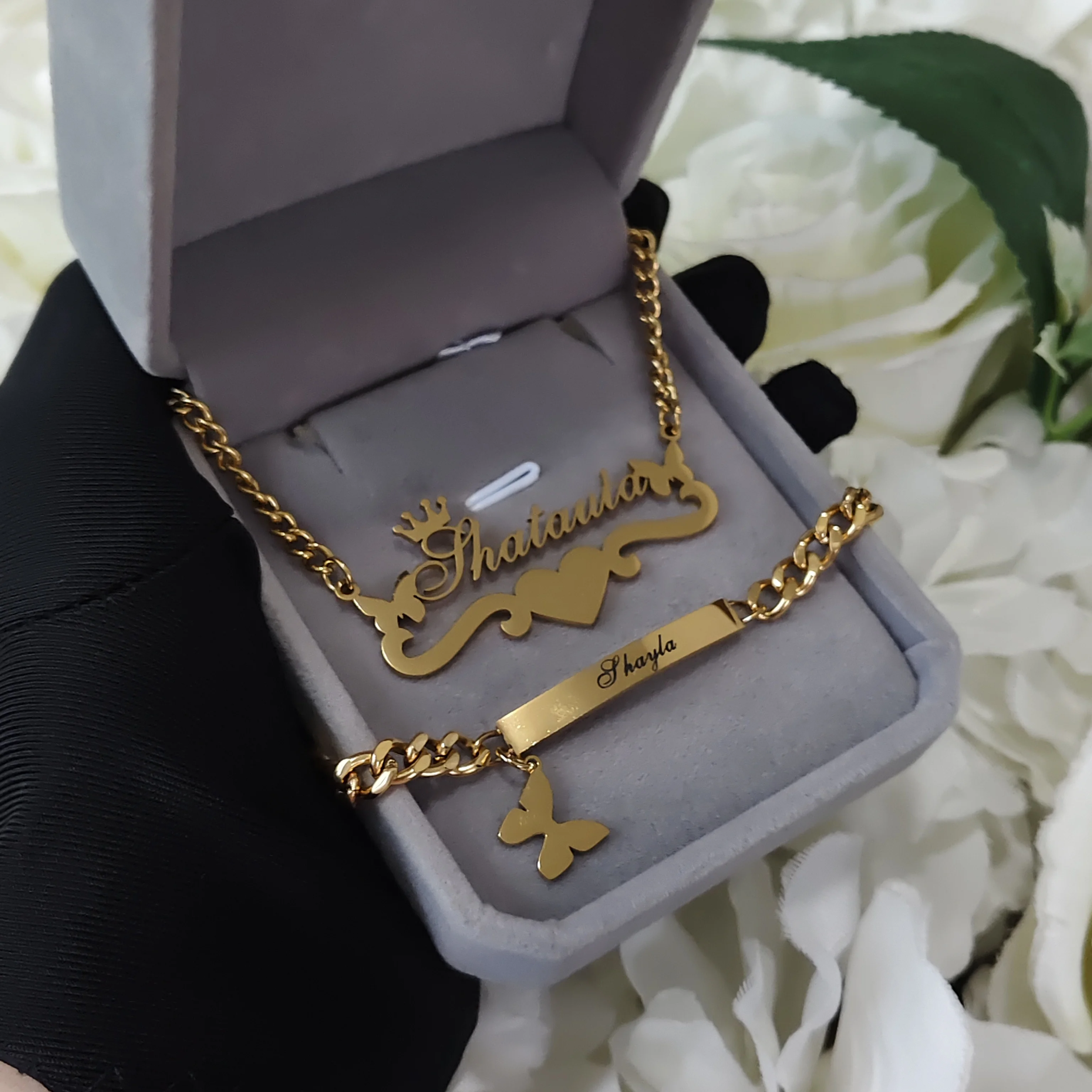 DHQH 2025 بالجملة اسم شخصي مجموعة رسالة مخصصة على شكل قلب قلادة فراشة سوار هدية عيد ميلاد مبيعات المصنع #2