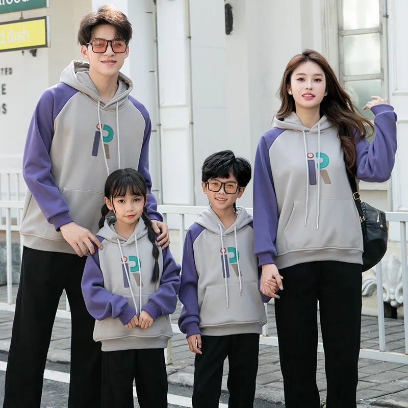 

Dad Mom and Daughter Son Matching Autumn Winter Clothes for The Whole Family Same Hoodies Fashion Father Mother and Children Top