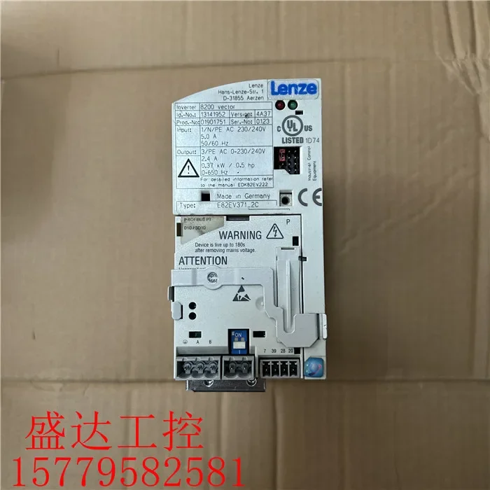 E82EV371-2C Lenze 8200 frequency converter 0.37KW 220V with IO board original disassembly