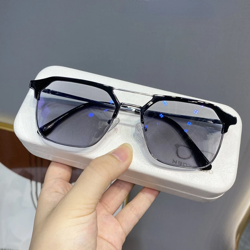 Men\'s Color Changing Anti Blue Light Metal Double Beam Glasses Retro Personalized Myopia Glasses Luxury Photochromic Eyewear