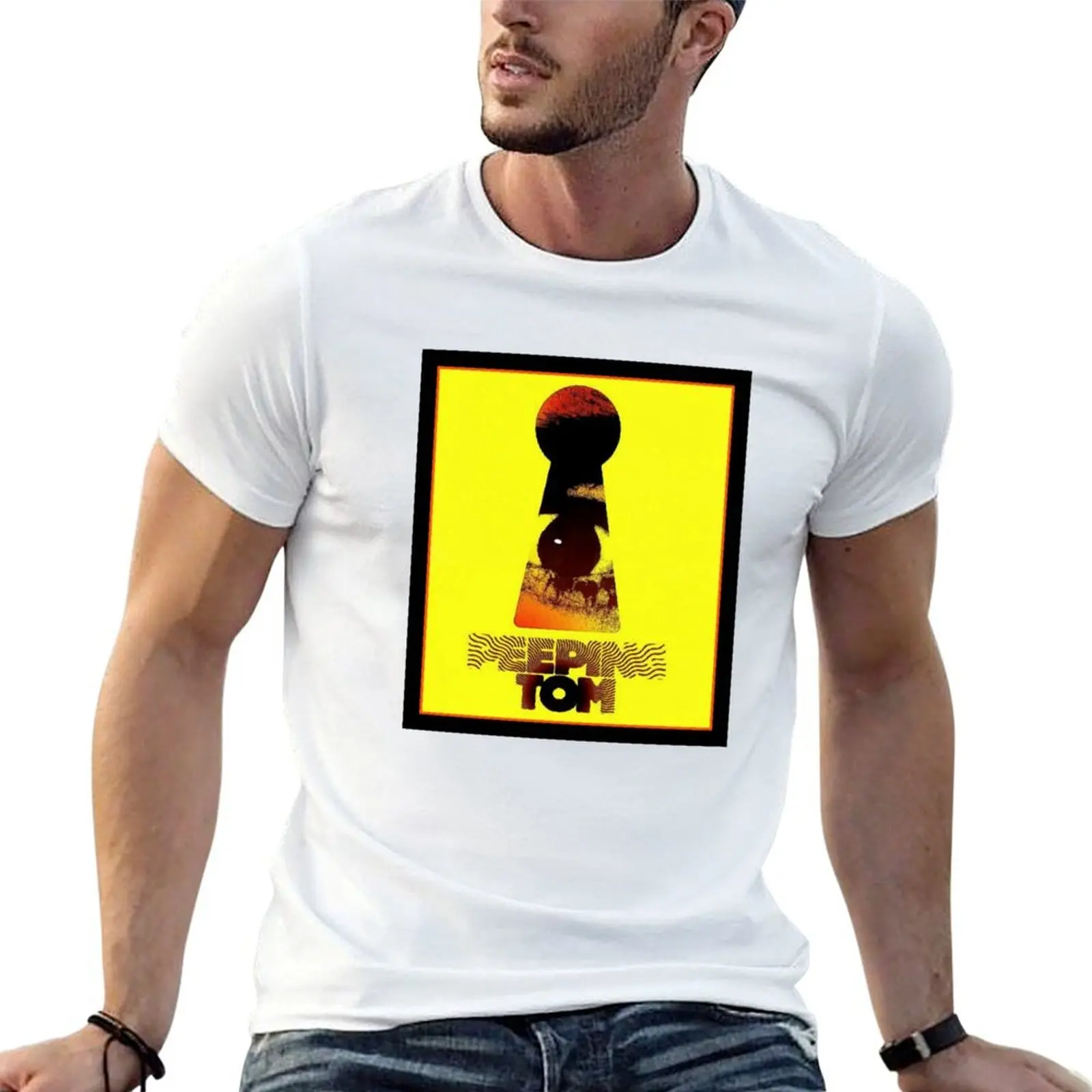 

PEEPING TOM (KEYHOLE) T-Shirt t shirt for man cotton t shirt pack T-Shirt