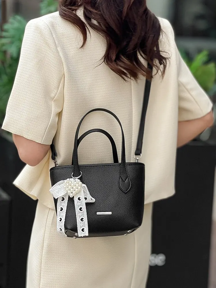 

Популярная классическая элегантная женская сумка, кожаная сумка через плечо с дизайном Messenger от известного дизайнера