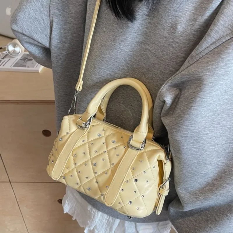 

Sweet Cute Rhinestone Handheld Boston Bag Women Diamond Stitching Leather Large Capacity Shoulder Bag Ladies Crossbody Bags 2025