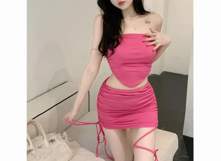 Conjunto de falda Sexy para mujer, nuevo conjunto de 2 piezas, Falda corta rosa con Top sin tirantes, conjunto de Falda ajustada plisada con cordón en la cintura