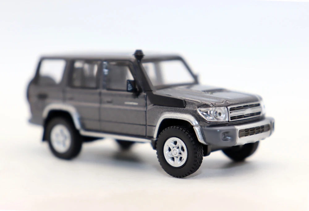 PARA64 1:64 Scale Land Cruiser 76 Diecast Alloy Toy Cars Simulation Model For Collection gift