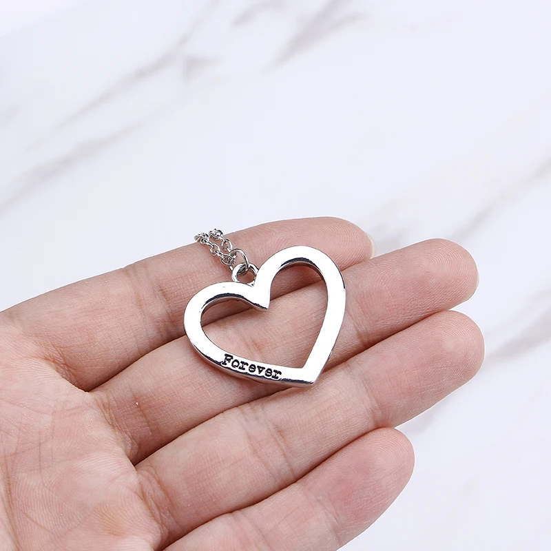 3 Pcs Hollow Out Heart Design Best Friends Forever Necklace Set BFF Chain Choker For Girls Women Bestie Friendship Memorial