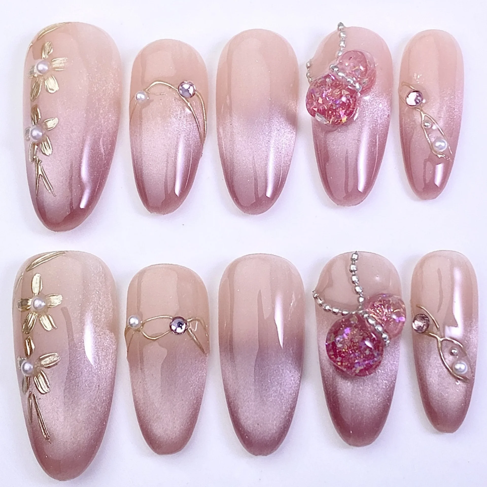 

10pcs Flower Long Oval Handmade Fake Nails Gradient Cat's Eye French Purple False Nail Tips with Pearl Bow Design Press on Nails