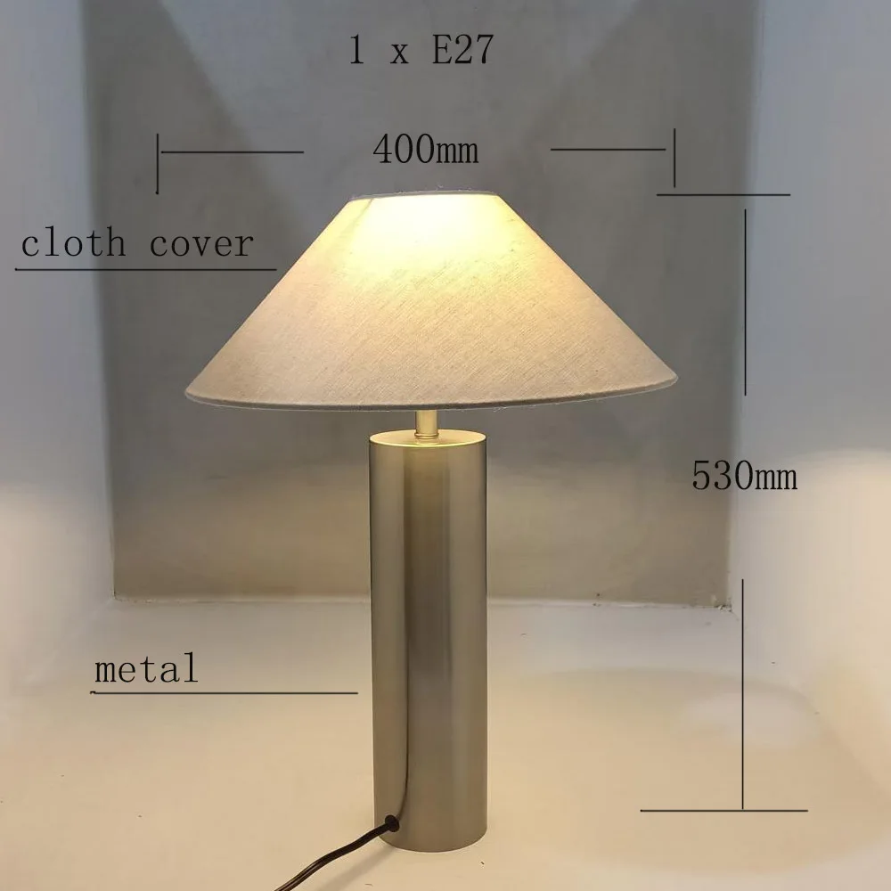 Luxe hotel tafellampen met stoffen lampenkappen, geschikt voor slaapkamer, nachtkastje, woonkamer, Scandinavisch minimalistische hotel, nikkelkleurige bureaulamp