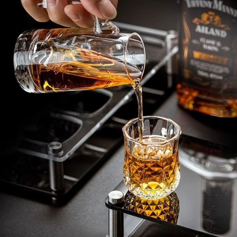6 قطعة كوب ويسكي الزجاجي الروم Liqueur زجاج صغير النار الإبداعية الماس على شكل خمر الإغاثة كوب المنزلية حفلة بار أدوات الشرب