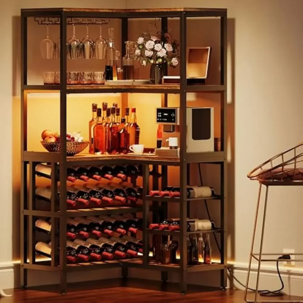 Rack de vinho de canto grande de 63 '', armário de barra de canto com tomada de energia e luz LED, armários de licor em forma de L de 5 camadas com suporte de vidro