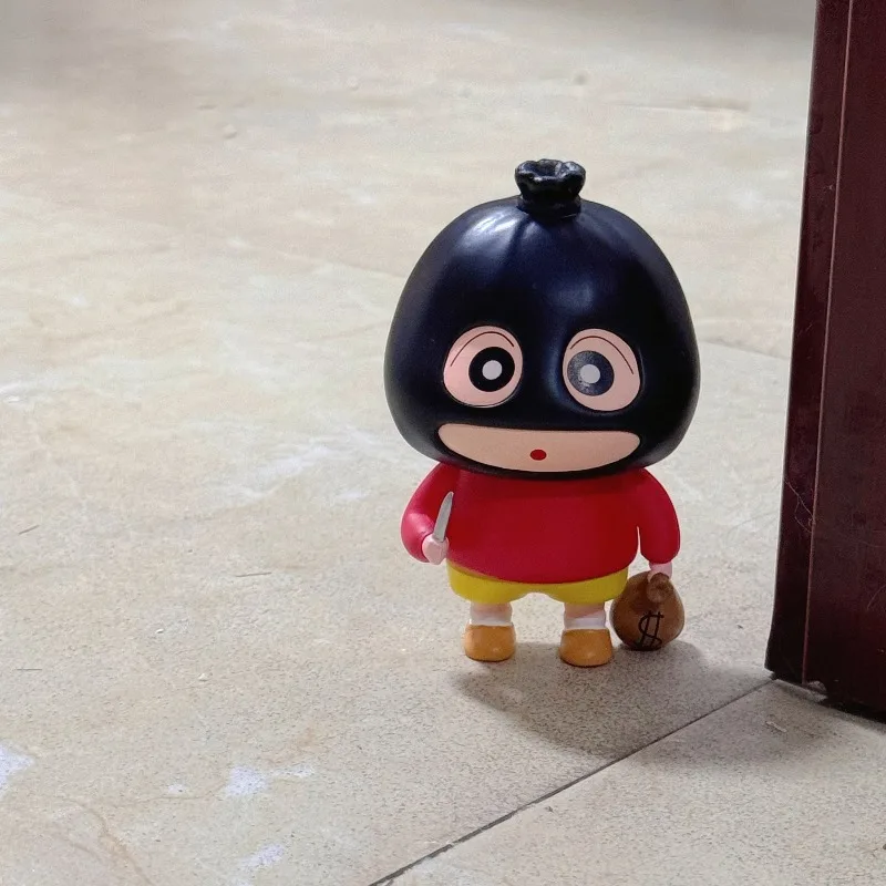 

New Crayon Shin-Chan Anime Figure Crayon Shin-Chan Ride Nohara Shiro Action Figure Model Toy Kawaii Decoration Collect Toy Gifts