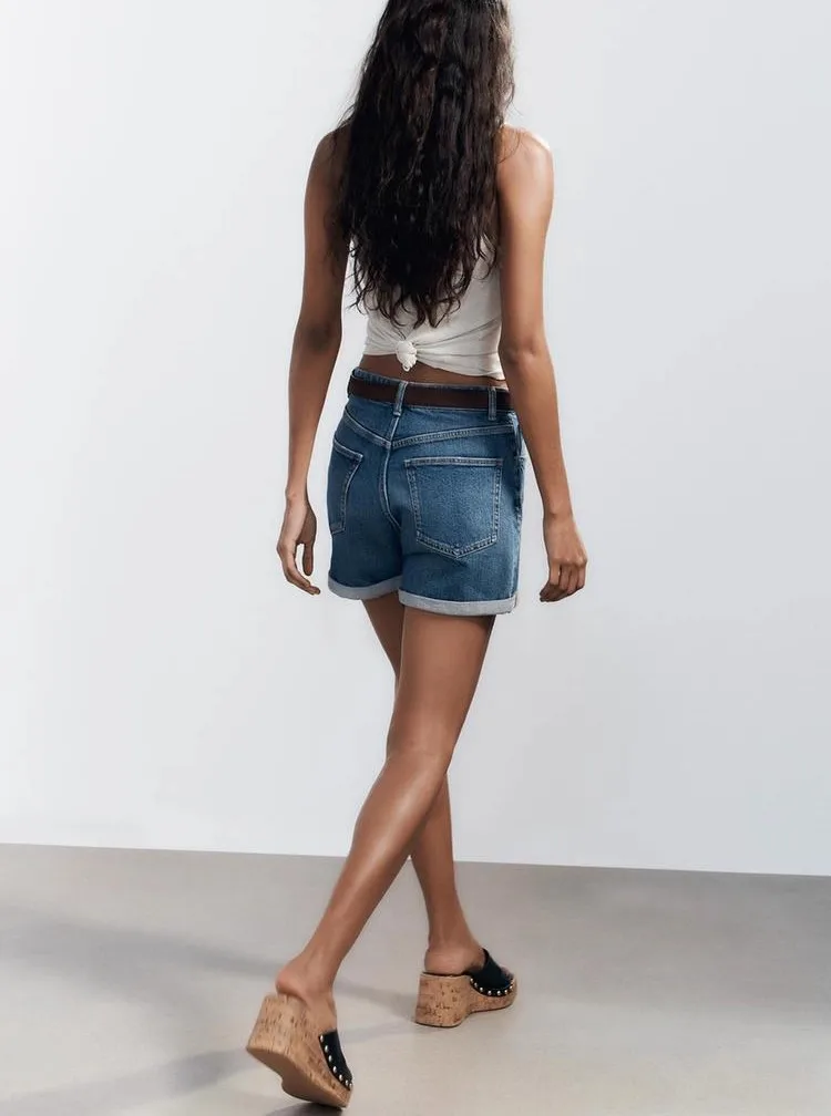 

High Waist Comfortable Loose Denim orts Summer Women's Faion Bule Decorated Cuffed Hem Wide Leg Zipper Closure Casual J...