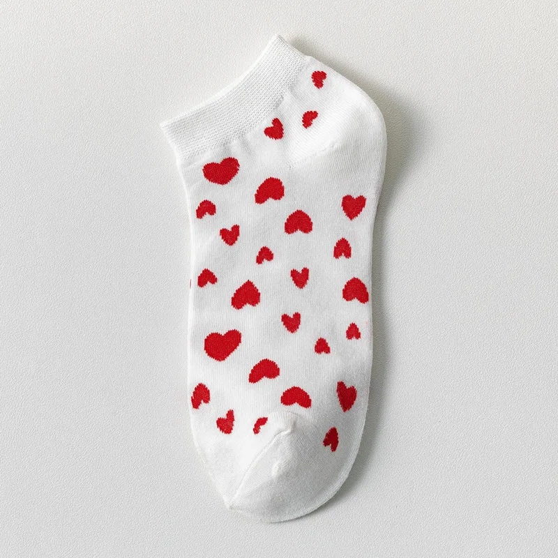 Fashion New Women Cute Cartoon Cotton Sock Spring Summer Lady Girl Strawberry Heart-Shaped Kawaii Socks For Women Wholesale