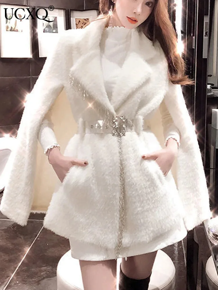

UCXQ Women Cloak Coats Elegant Diamond Patchwork White Wool Blends Jacket Casual Shawl Design Ladies Overcoat With Belt Autumn