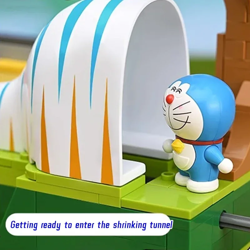 Keeppley Doraemon Shrink Tunnel Building Blocks, brinquedos infantis, modelo original de decoração, animação montada, presente de aniversário