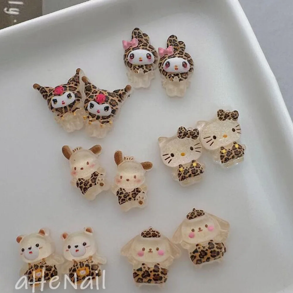 50pcs Leopard Print Bikini Hello Kitty Nail Rhinestone Leopard Hat Melody Kuromi Resin Nail Art Charms 3D Hello Kitty Nail Decor