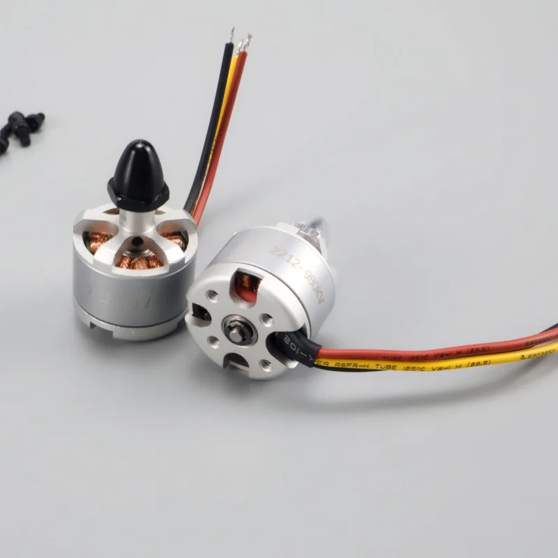 2212 980KV Conjunto de motor sem escova resistente a altas temperaturas CW/CCW para RC Quadcopter F450 F550 FPV Multicopter
