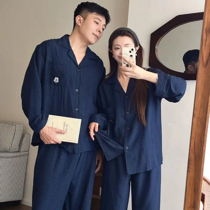 Conjunto de pijamas de manga larga para parejas a cuadros japoneses de Anime para hombre, conjunto de dos piezas para primavera y otoño, nueva moda para el hogar