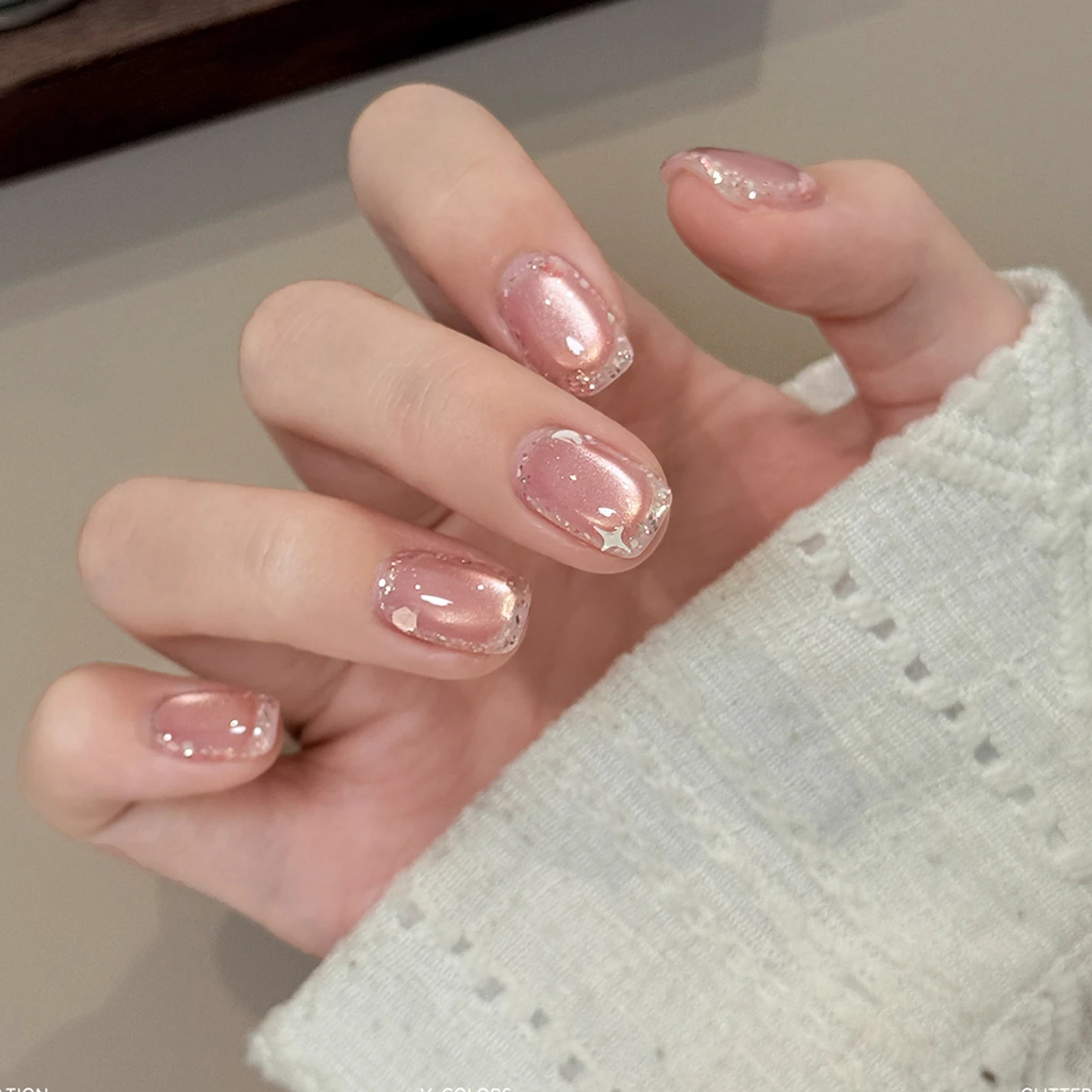 Mocha Ice Clear Sequin Series Gel Polish 2026 New Style Whitening Strobe Large Sequins Versatile Material Gel Nail Polish