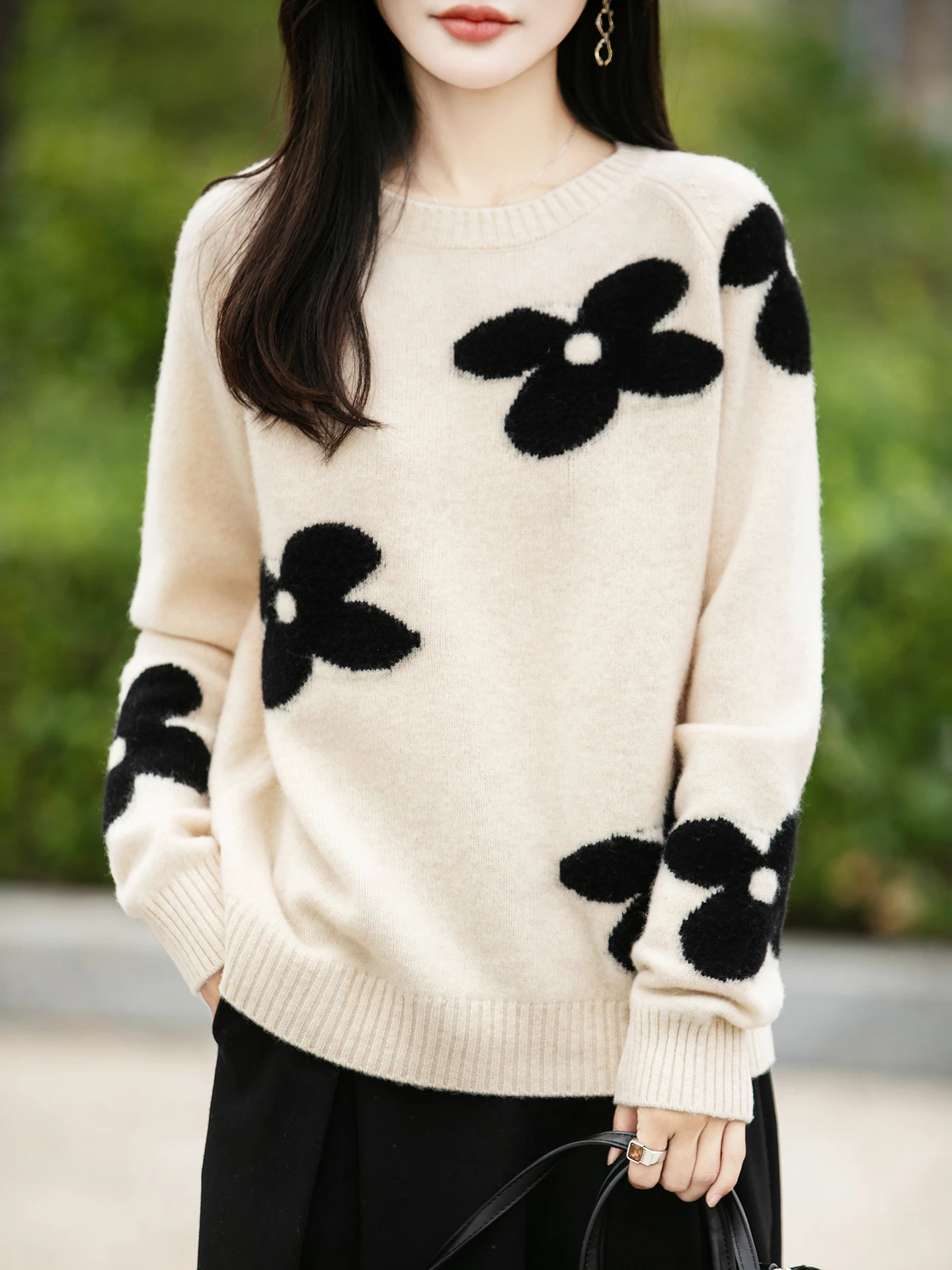 

Premium 100% Merino Wool Knitted Sweater Women 2025 Autumn Winter Lightweight Warm Jumper Classic O-neck Long Sleeve Pullovers