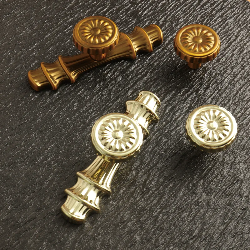Vintage American Style Cabinet Handles Antique Bronze Drawer Pulls for Wardrobe Furniture