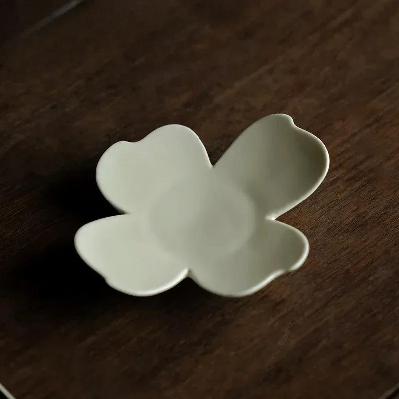2pc/lot Retro Grass Ash Four Leaf Clover Coasters  Cup Mat For Coffee Cups Saucer Anti-scald Placemats Cup Holder Chinese Teaset