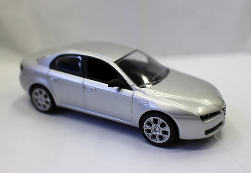 NEW 1/43 Scale Alfa Romeo 159 Diecast Toys Cars Model for Collection Gift