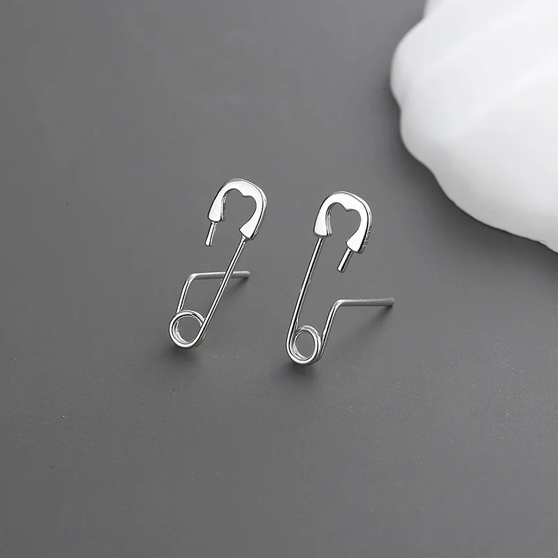 Simple Safety Silver Colour Paperclip Stud Earrings for Women Metallic Unique Personality Jewelry Accessories Friend Gifts