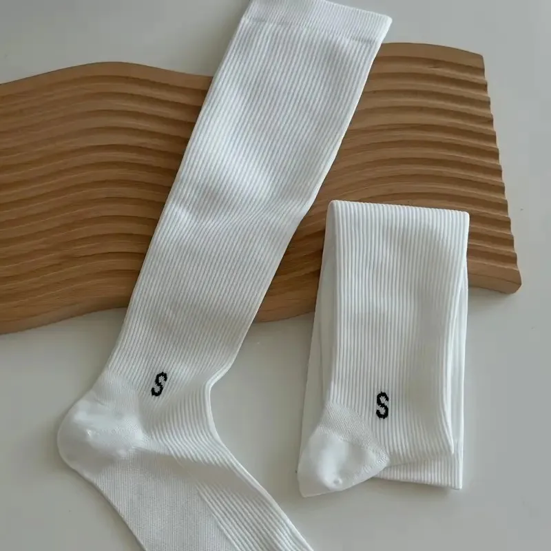 1 Paar professionelle Waden-Kompressionssocken, hohe Elastizität, atmungsaktiv, Komfort, ganzjährig, Laufen, Springseil, Sportsocken – Detail 12