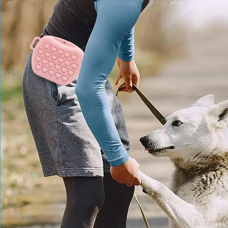 Pet Treat Pouch Small Dog Training Pouch Portable Dog Walking Fanny Pack Hands-Free Snack Bag For Kibble Phone & Keys