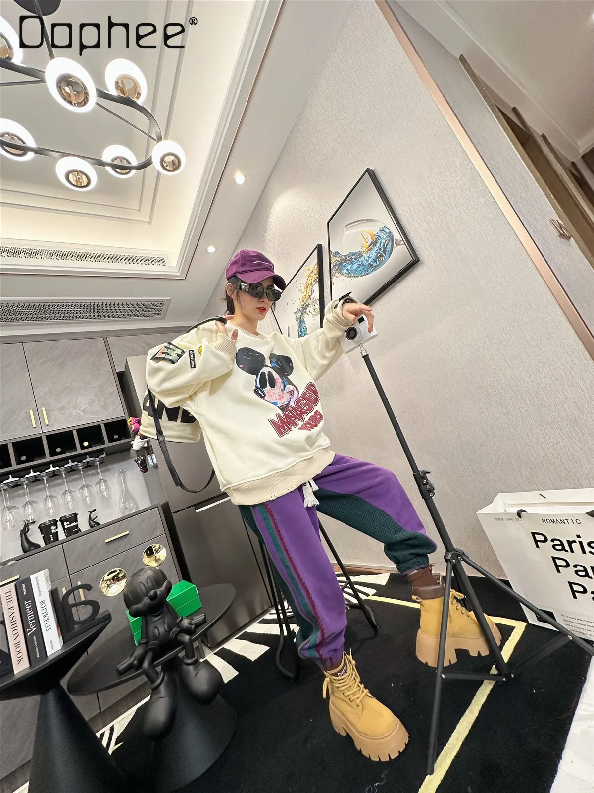 

Loose Winter Fleece Sweatshirt for Women Korean Version Cartoon Pattern Versatile Cotton Crew Neck Top Streetwear Women