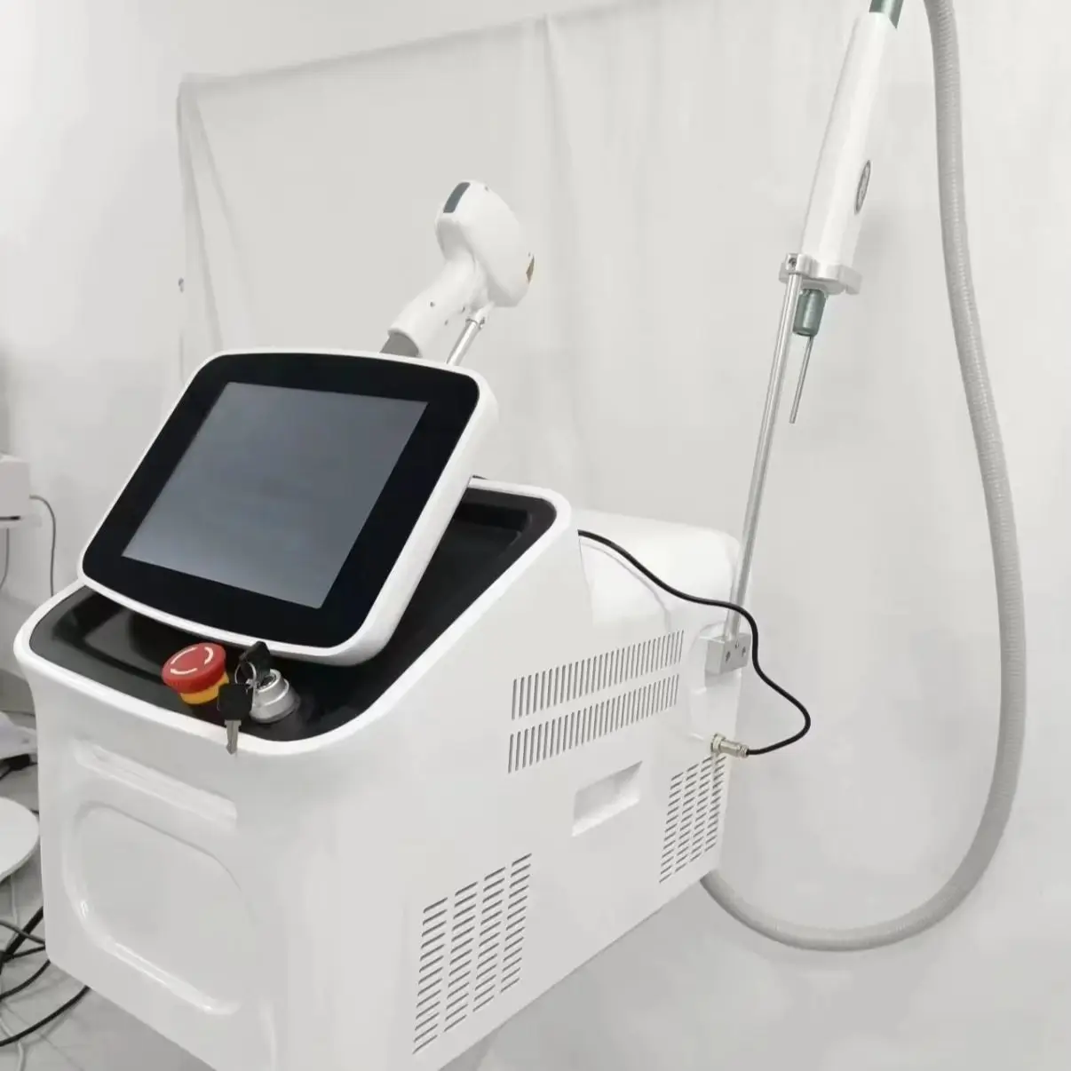 3 Waves Permanent Epilator Diode Hair Remove Portable Ice Titanium 808nm 755 Device 532 tattoo removal machine pico lased