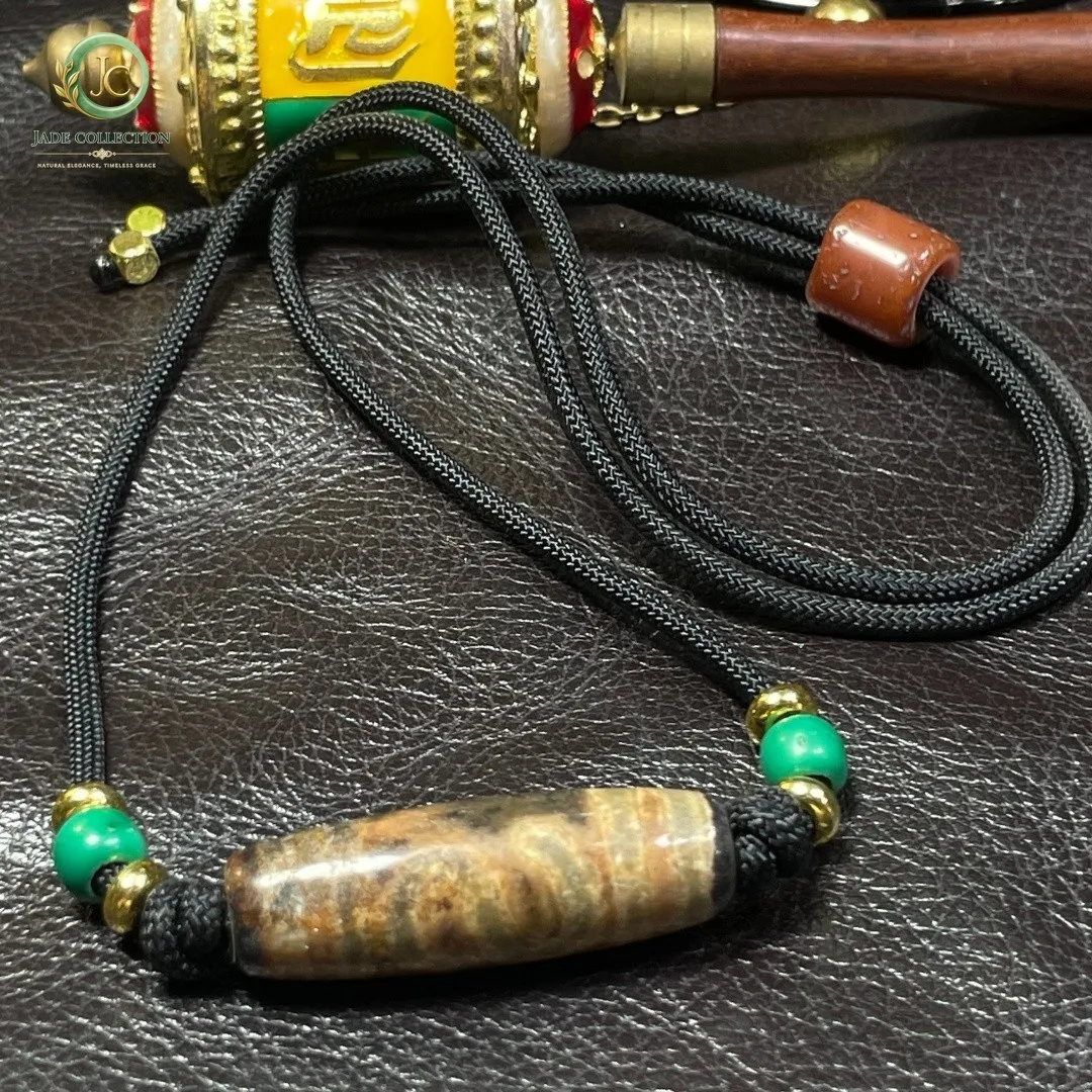Tibetan Nepalese Himalayan Bead Ancient Agate Old Dzi Talisman eye Bead Amulet