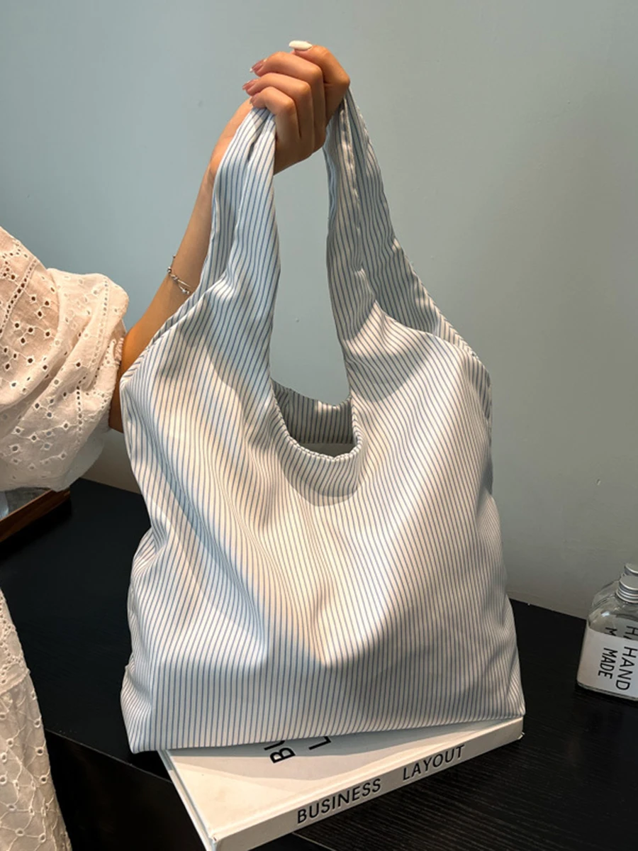 

Korean Style Nylon Bag for Women Large Capacity Fashionable single-shoulder Tote Bag Sweet Cute Casual Students Underarm Bag Y2K