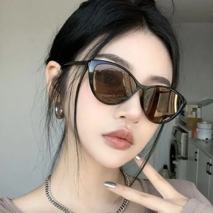 2024 Small Cat Eye Design Brand Sun Glasses Anti UV 400 Sunglass Eyewear Vintage Sunglass Sexy Women Polarized Sunglasses