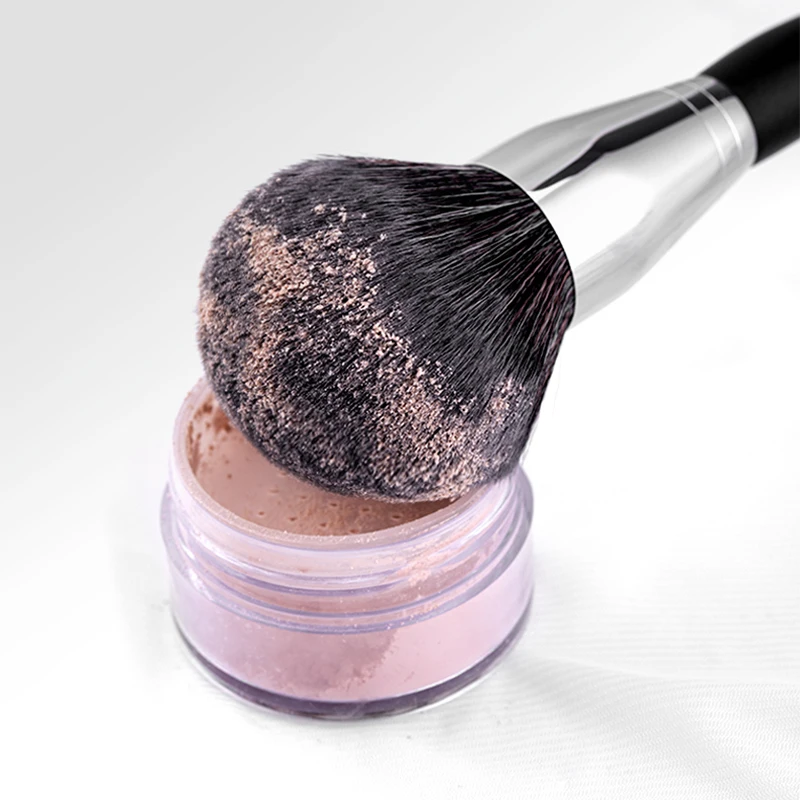 1pc Pro Make-up kwasten Gezicht en oogdetail Oogschaduw Make-up kwasten Oogschaduw Highlight Smudge wenkbrauw essentieel