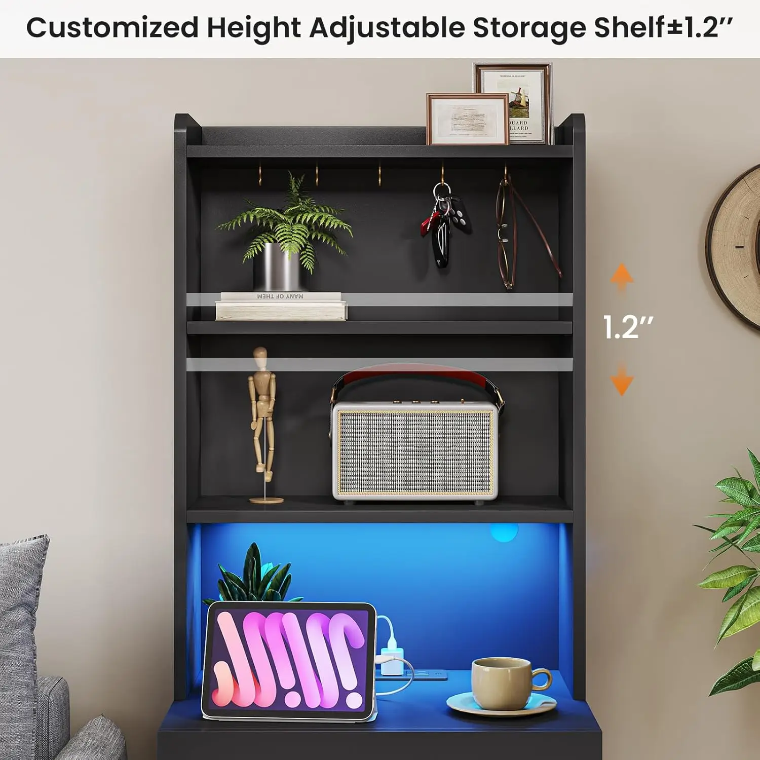 Wysoka szafka nocna VIAGDO z stacją ładującą i oświetleniem LED, duża czarna szafka nocna z półką na książki