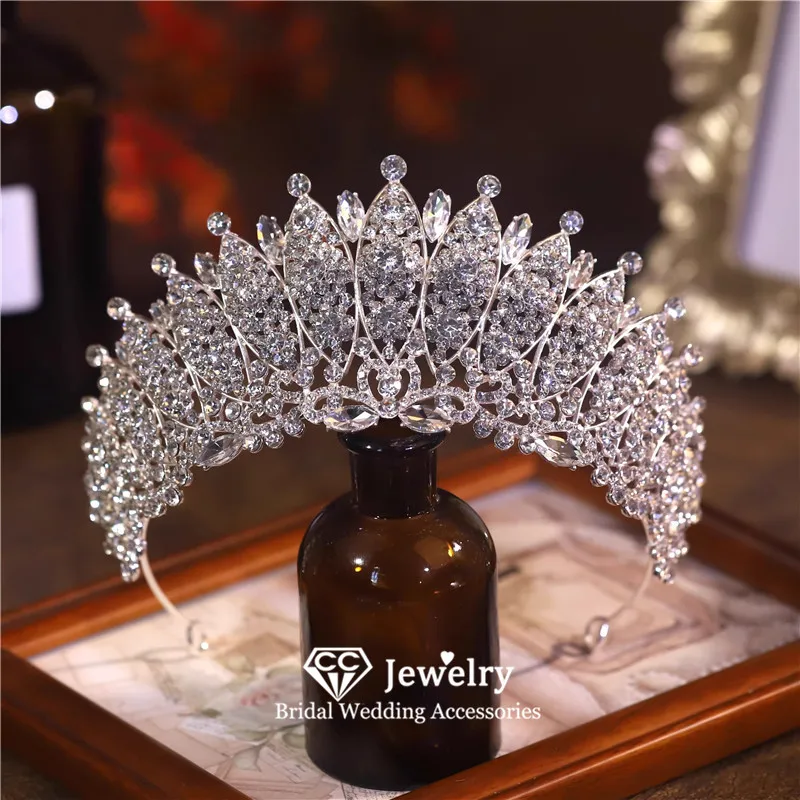 CC Vintage Crown Wedding Accessories Women Headpiece Bridal Dress Engagement Hair Ornaments Leaf Shape Tiaras and Crowns AN451