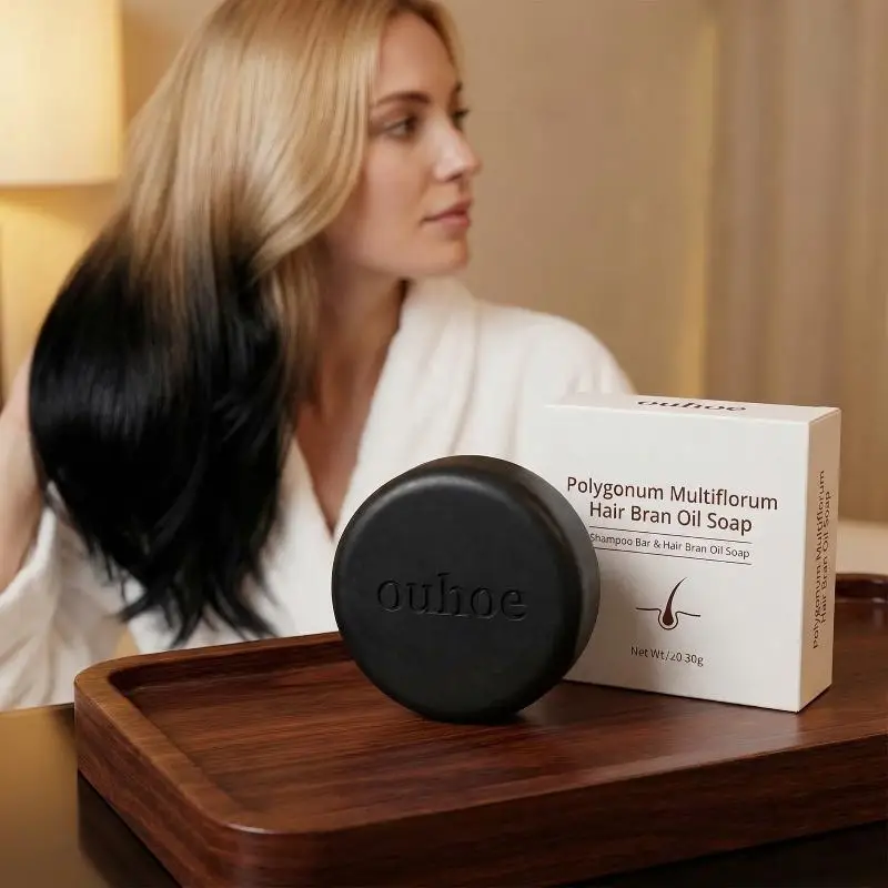 

Hip care cream gently nourishes the body and softens the skin on the buttocks. Massage cream and apply moisturizing cream