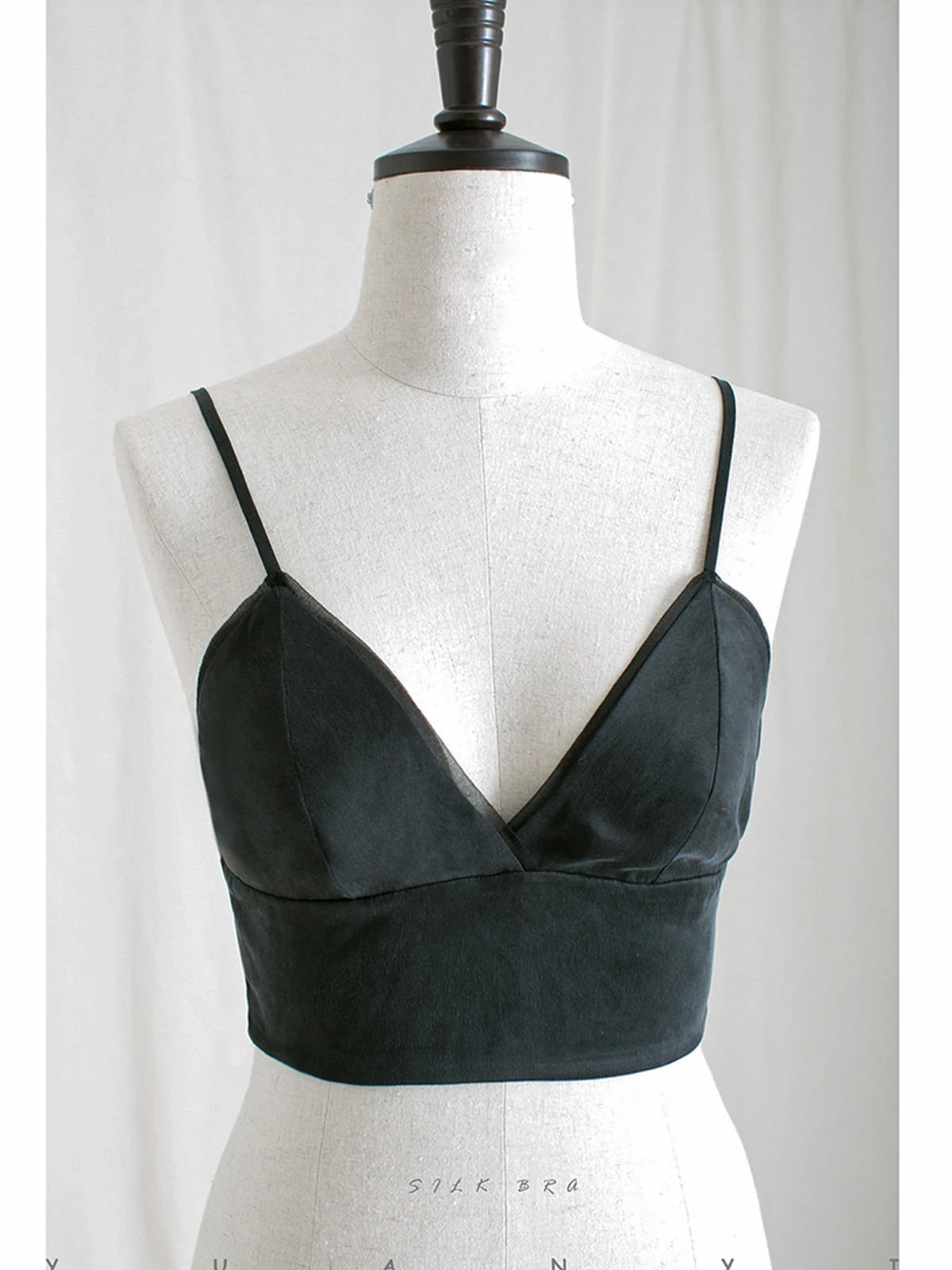 

Шелковое нижнее белье Yuann для весны и лета: легкое, дышащее, без давления, сексуальное, комфортное, бесшовное, шелковый бюстгальтер-бретелька